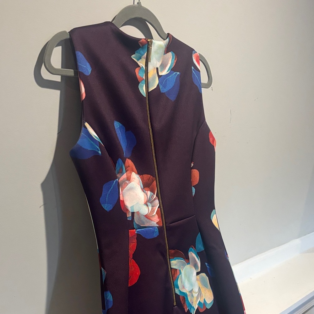 Calvin Klein Sleeveless Floral Sheath Dress - Purple - Size 6 - Picture 6 of 7